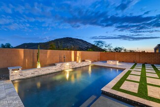 1945 E Robb Ln, Phoenix, AZ 85024