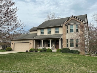 24584 Ridgeview Dr, Farmington Hills, MI 48336