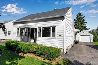 5406 Mayle Ct, Niagara Falls, NY 14305