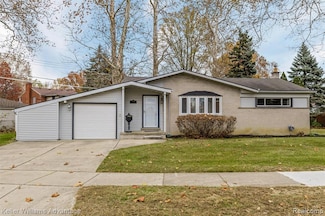 32080 Delaware St, Livonia, MI 48150