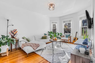 26 Peverell St Unit 2, Dorchester, MA 02125