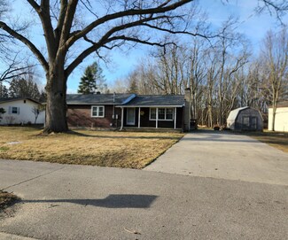 16184 Mercury Dr, Grand Haven, MI 49417