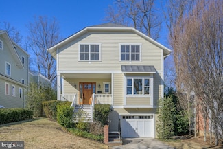 7318 Delfield St, Chevy Chase, MD 20815