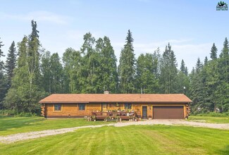3003 Barrow St, North Pole, AK 99705