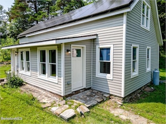 54 Division St, Great Barrington, MA 01230