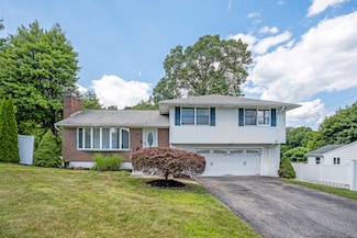 58 Trumbull St, Watertown, CT 06795