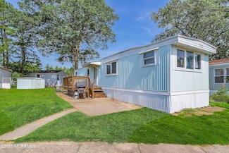 819 North St, Jackson Township, NJ 08527