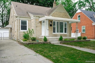 1922 N Wilson Ave, Royal Oak, MI 48073