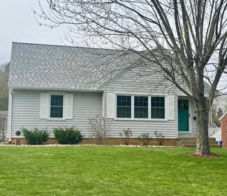 837 Walhonding Ave, Logan, OH 43138