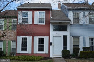 305 Lopax Rd, Harrisburg, PA 17112