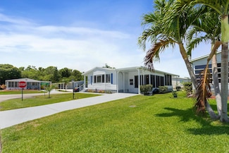 8529 Lidflower Ct, Port St. Lucie, FL 34952