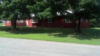 14 Lexington Dr, West Boylston, MA 01583