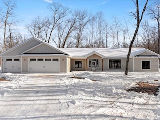 11821 Maplewood Dr, East Gull Lake, MN 56401