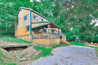 5881 Thorny Ridge Ln, Milford, OH 45150