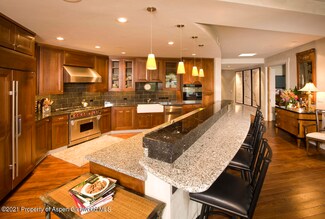 501 Rio Grande Place Unit 206, Aspen, CO 81611