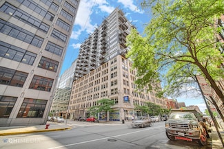 565 W Quincy St Unit 1805, Chicago, IL 60661