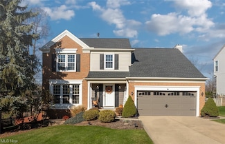 2205 White Marsh Dr, Twinsburg, OH 44087