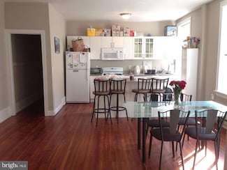 1527 Spruce St Unit 43, Philadelphia, PA 19102