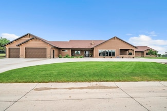 3300 Kuchel Trail, Milford, IA 51351