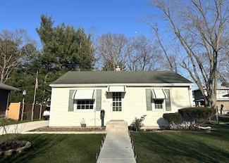 313 N Oakwood St, Griffith, IN 46319