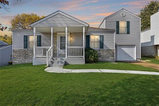 3191 La Vista Dr, Saint Ann, MO 63074