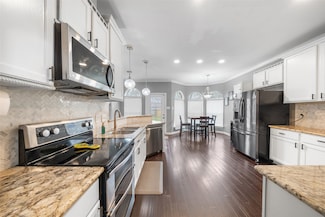 718 S Diamondhead Blvd, Crosby, TX 77532