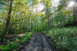 00 Granite Ledge, Pomfret, VT 05059