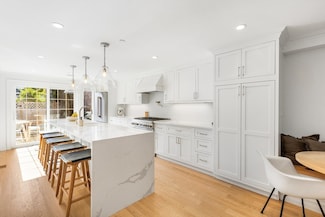 8 Hancock St, Charlestown, MA 02129