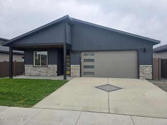 13936 N Rainier Loop, Rathdrum, ID 83858