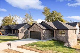 6016 Red Berry Juniper Dr, Charlestown, IN 47111