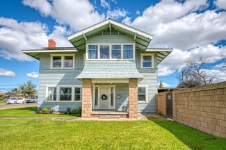 1123 W Weldon Ave, Fresno, CA 93705