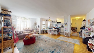 66-40 108th St Unit 6B, Forest Hills, NY 11375