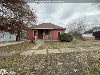 517 N 6th St, Centerville, IA 52544