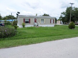 853 8th St NW, Moore Haven, FL 33471