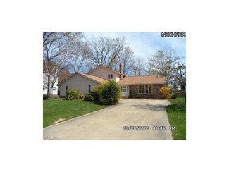 5495 Ridge Ln Unit 1, Solon, OH 44139
