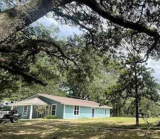 12711 Powell Station Rd, Saint Francisville, LA 70775