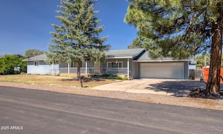 40 N 5th St, Show Low, AZ 85901