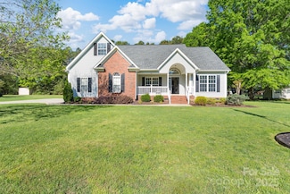 921 Snow Prince Ln, York, SC 29745