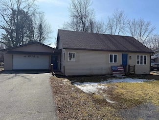 207 W Dearborn St, Spencer, WI 54479