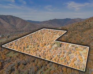 11926 Blackwell Rd, Central Point, OR 97502