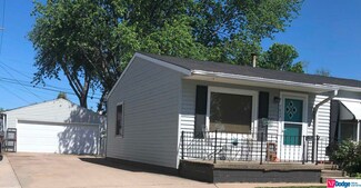 7623 S 41st Ave, Bellevue, NE 68147