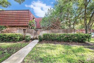 2727 11th Ct, Palm Harbor, FL 34684