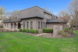 1135 S Rose Ave, Park Ridge, IL 60068