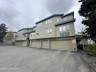 1210 E 16th Ave Unit 3, Anchorage, AK 99501