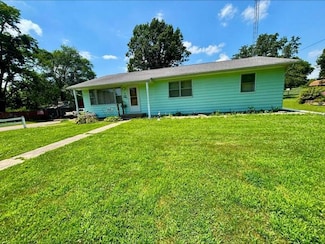 702 Harman St, Pleasant Hill, IL 62366