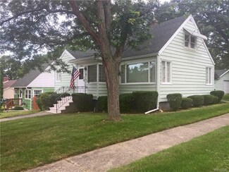 19 Clark St, Mount Morris, NY 14510