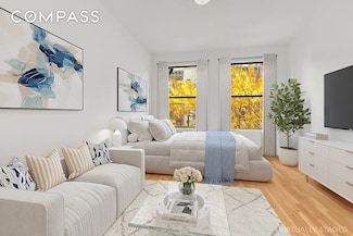 1582 York Ave Unit 5 D, New York, NY 10028