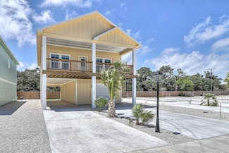 107 Seven Palms Dr, Fulton, TX 78358
