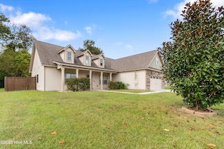 105 Penster Ct, Richlands, NC 28574