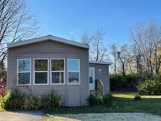 239 Blackthorn Rd, Matteson, IL 60443